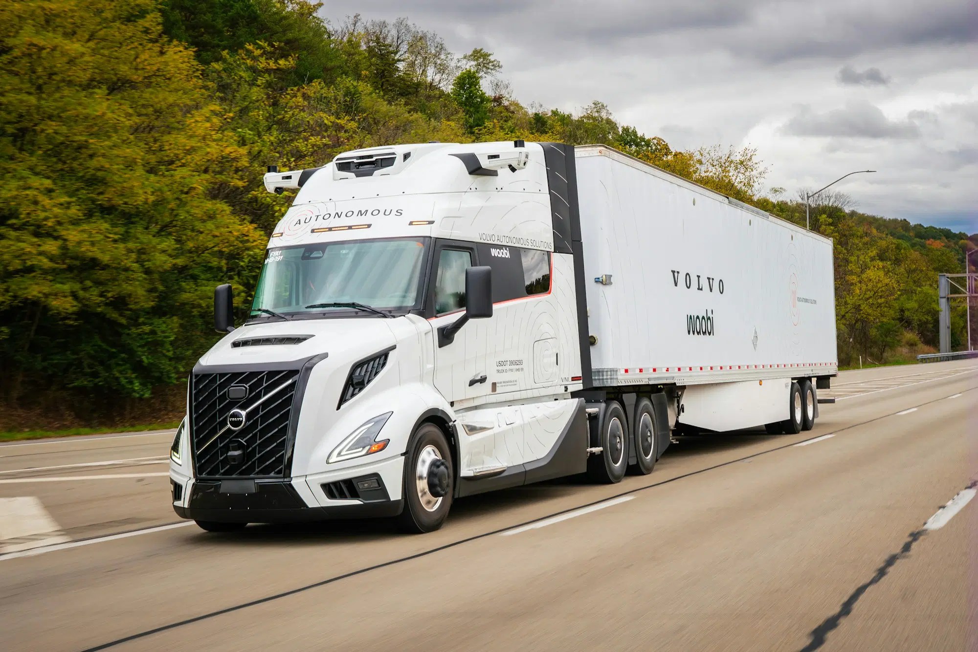 Autonomous Freight’s New Frontier: Waabi and Volvo Forge Ahead with Driverless Heavy Vehicle Debut
