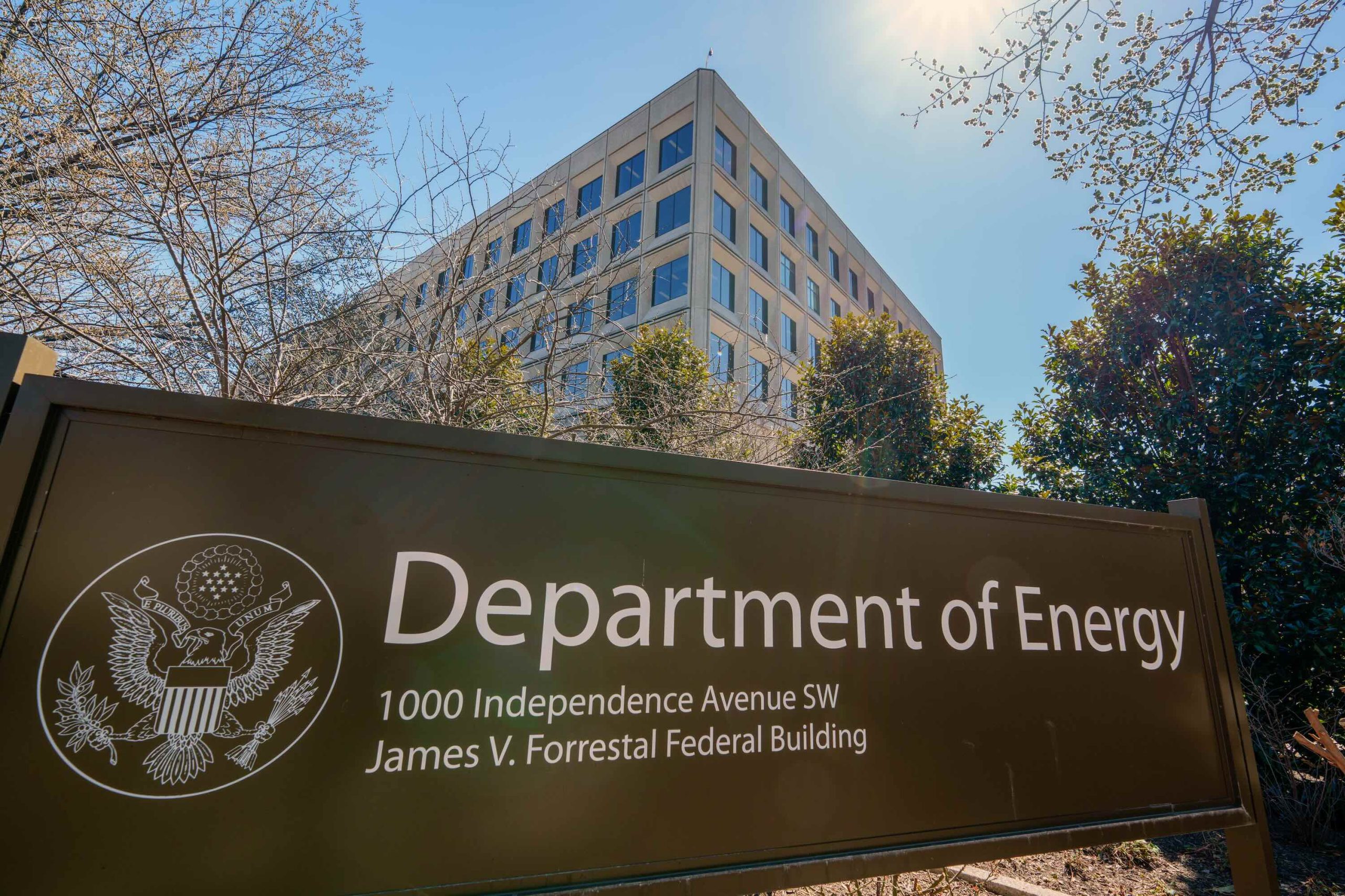 Federal Energy Mandate Shifts: Administration Prioritizes Fusion, Restructures Renewable Programs