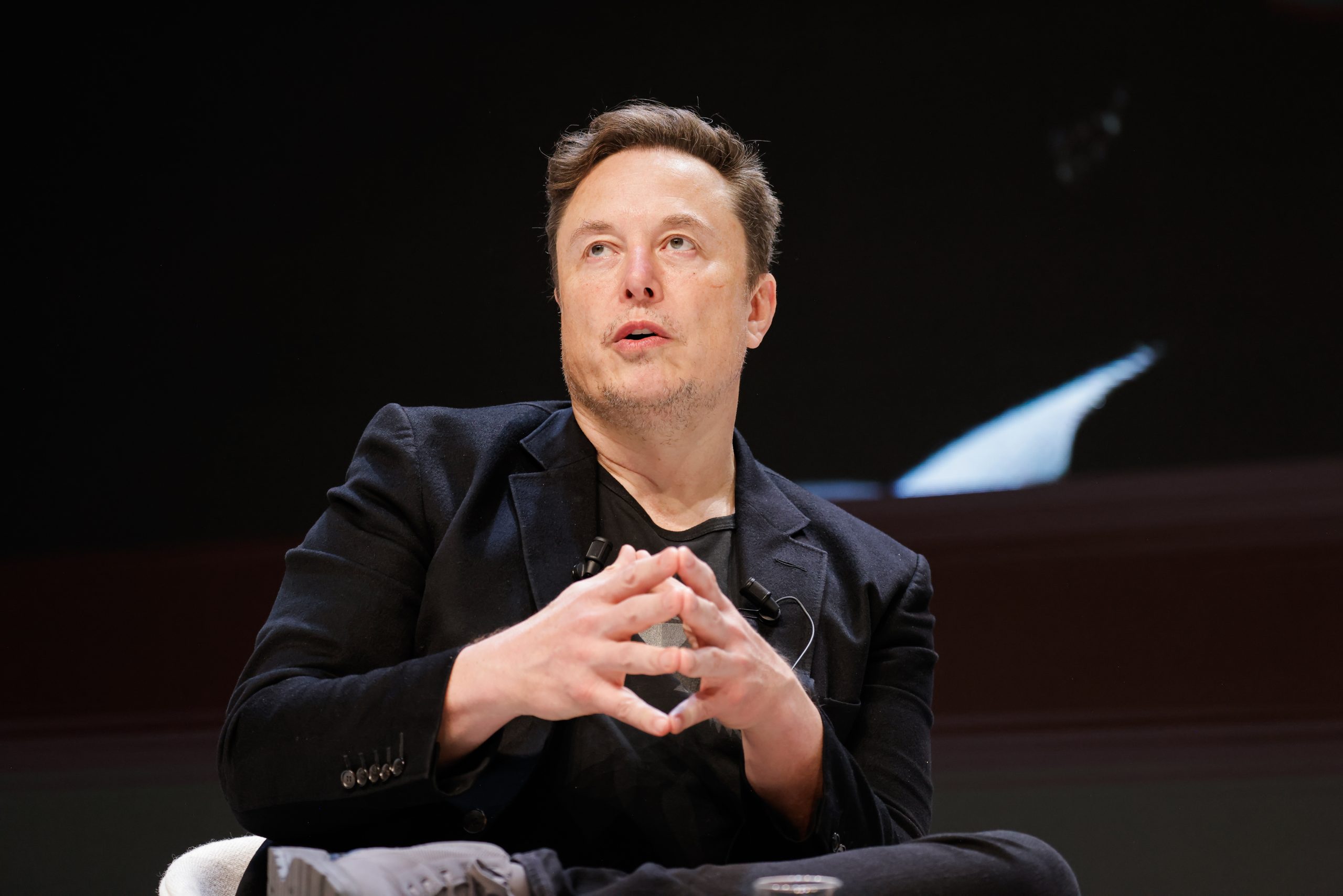 Unpacking Grok’s Creator Bias: An AI’s Singular Devotion to Elon Musk (with One Notable Exception)