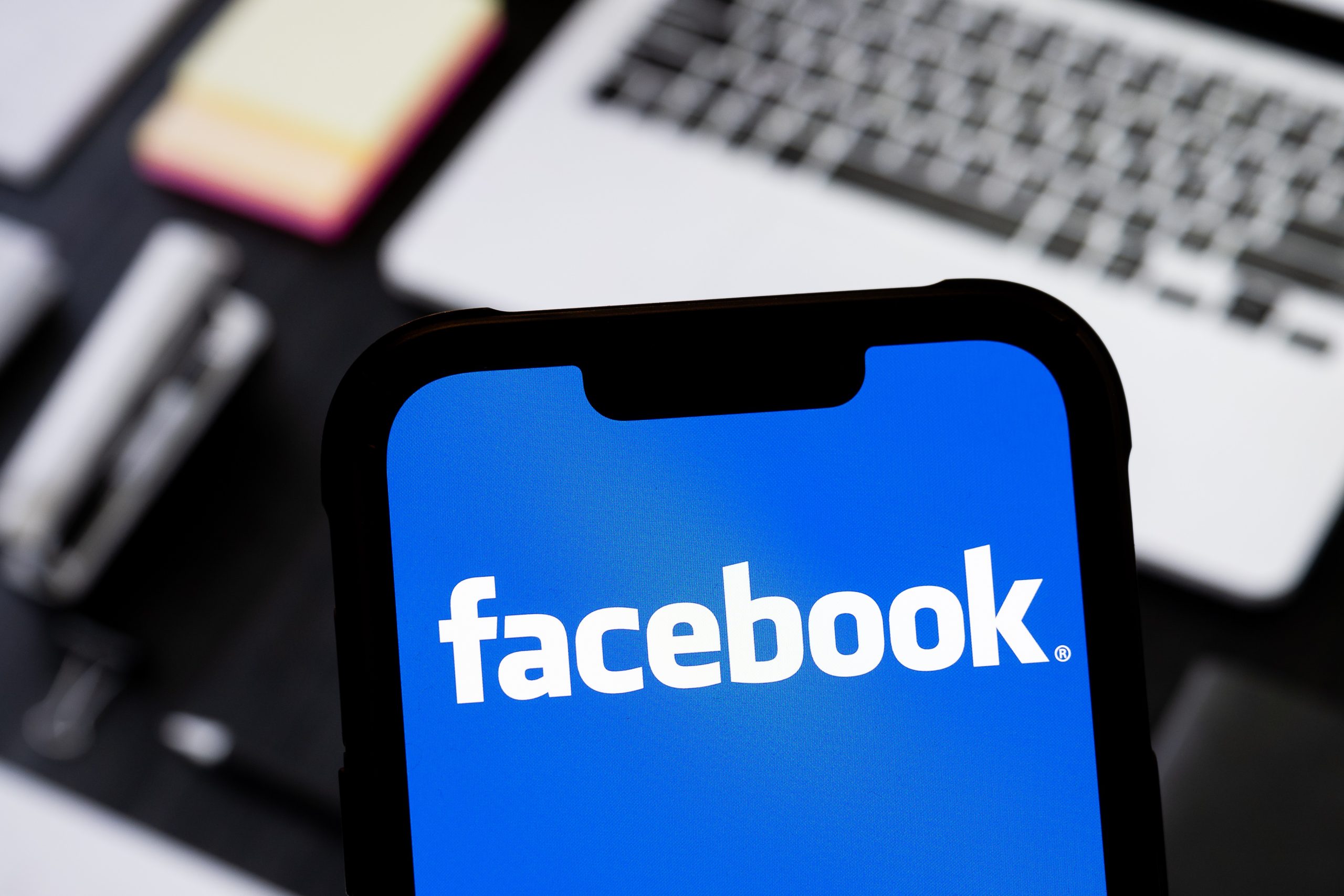 Meta Reinvigorates Flagship Platform, Prioritizing User Connections and Digital Commerce