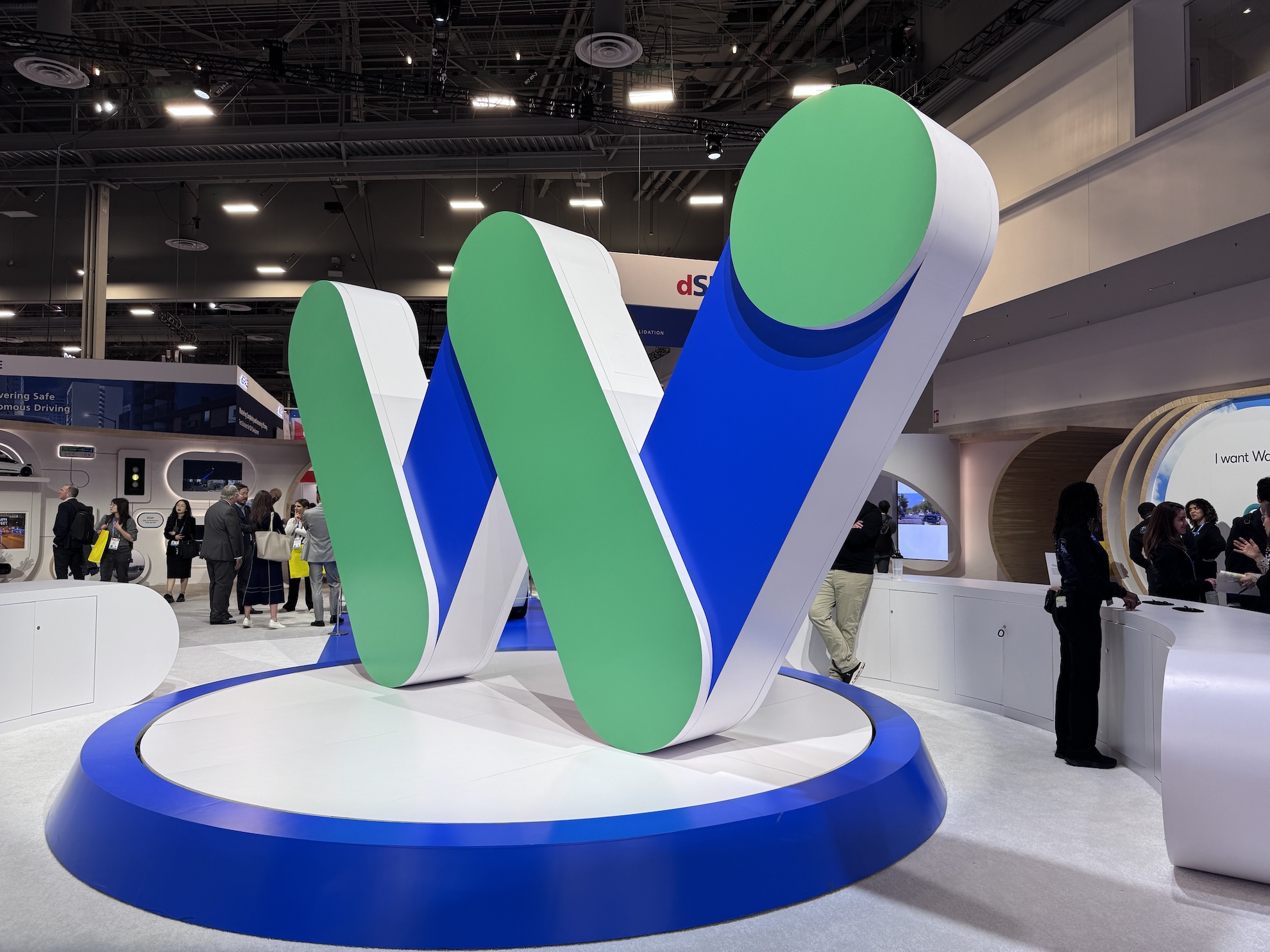 New York Embraces Driverless Future, Cordoning Off Its Urban Core