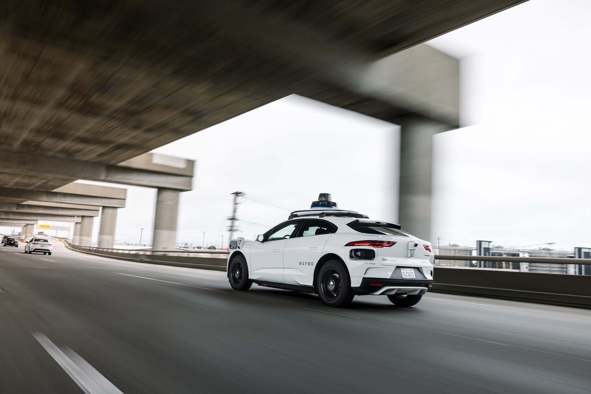 Autonomous Mobility Leader Waymo Nears Colossal $16 Billion Capital Infusion, Solidifying Sector Leadership