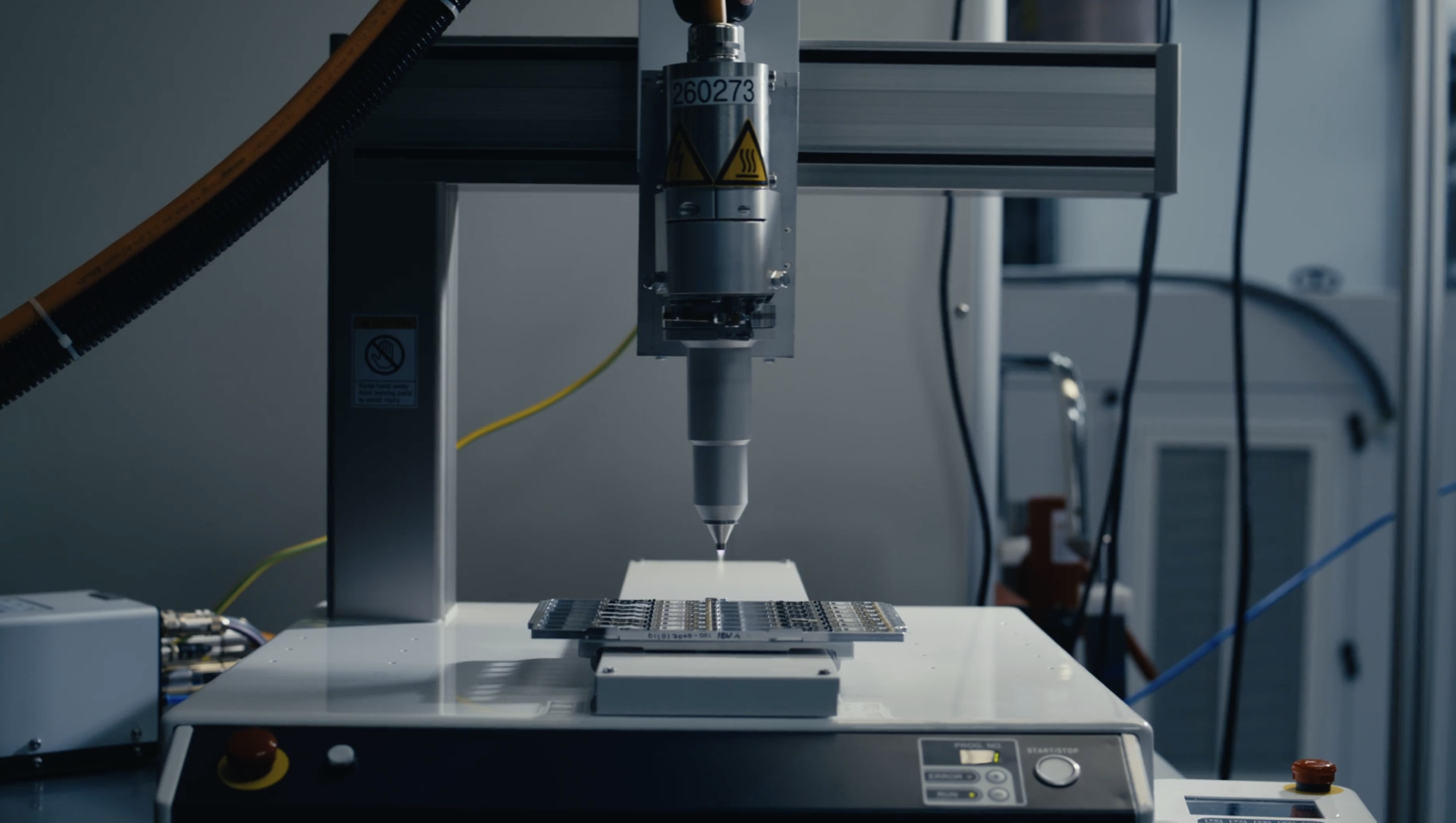 SpaceX vets raise $50M Series A for data center links