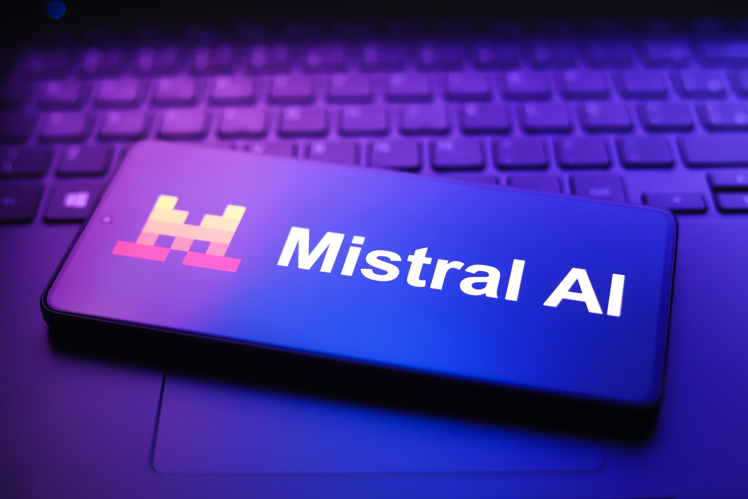 Mistral Unveils Forge: Empowering Enterprises to Architect Custom AI from the Ground Up