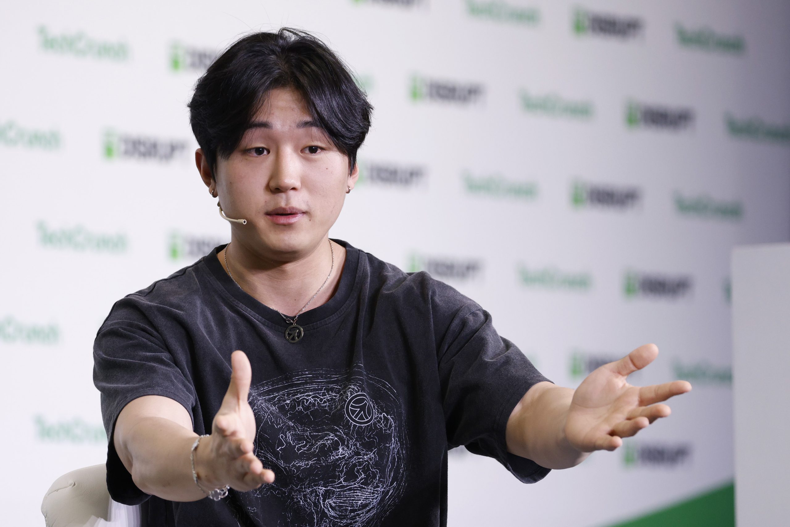 Tech Luminary’s Revenue Confession Ignites Debate Over Startup Transparency and Public Disclosure