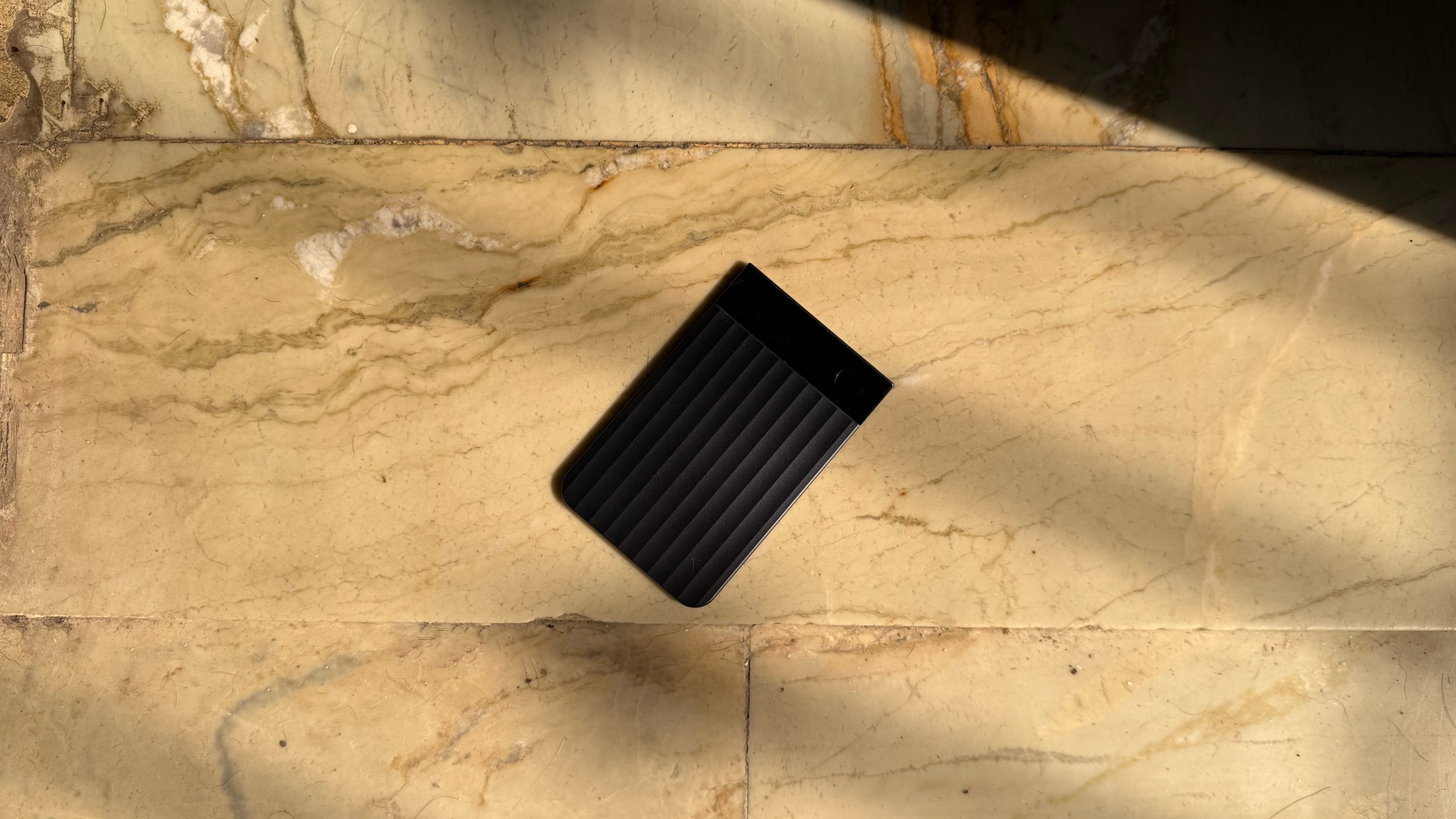 Transforming Conversations: The Ascent of Intelligent Physical Recording Devices