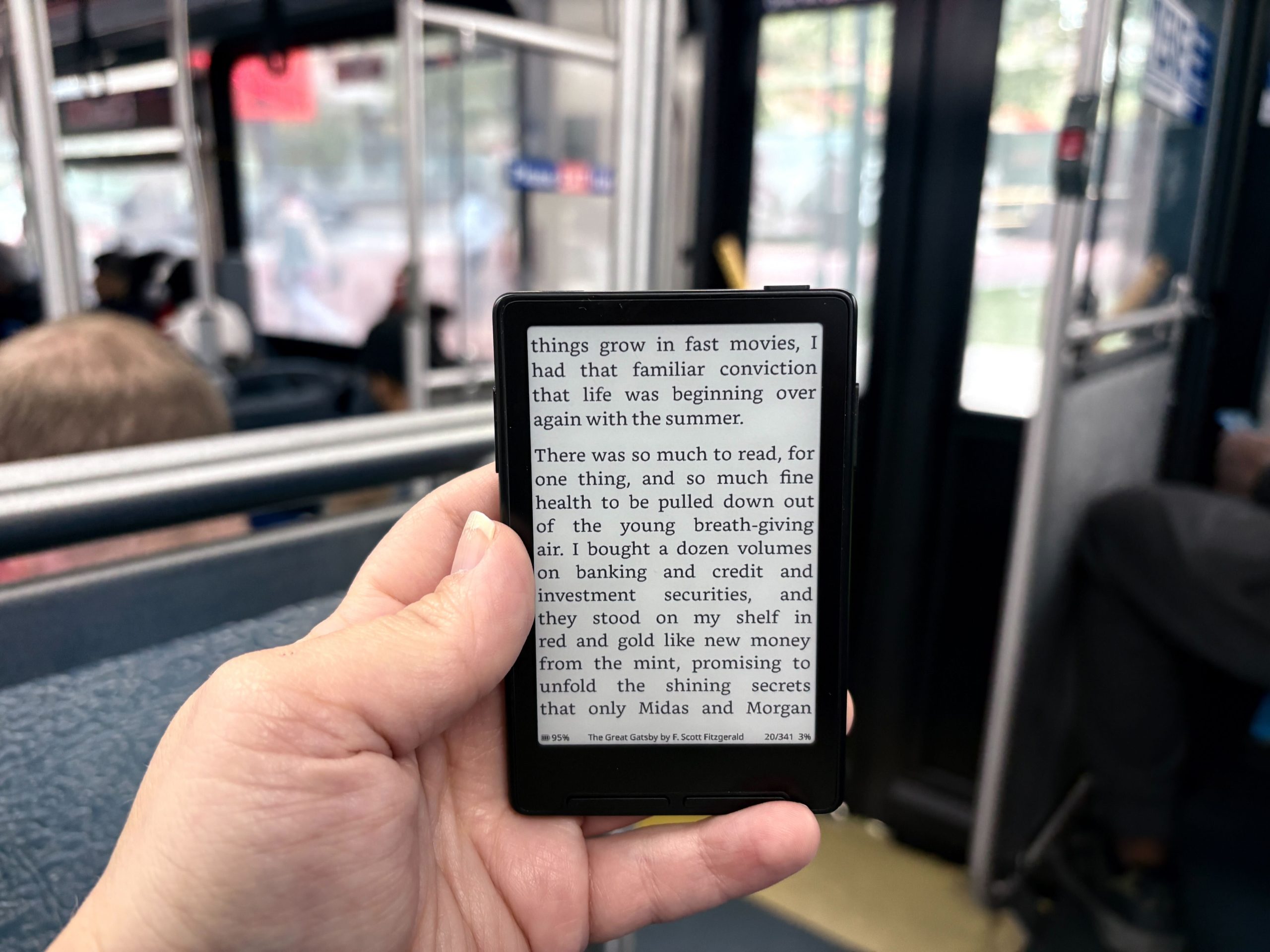 Reclaiming Attention: A Compact E-Ink Reader’s Bid to Transform Digital Habits