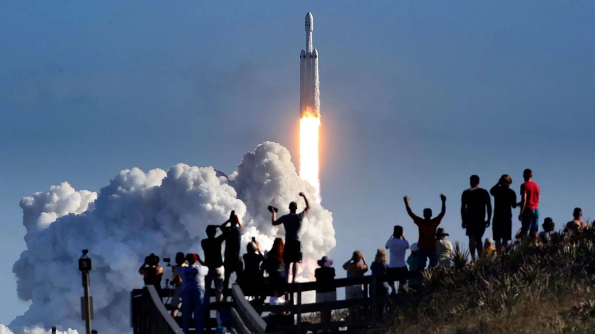 SpaceX’s Public Market Debut Sparks Volatility, Fueling Trillion-Dollar AI Ambitions