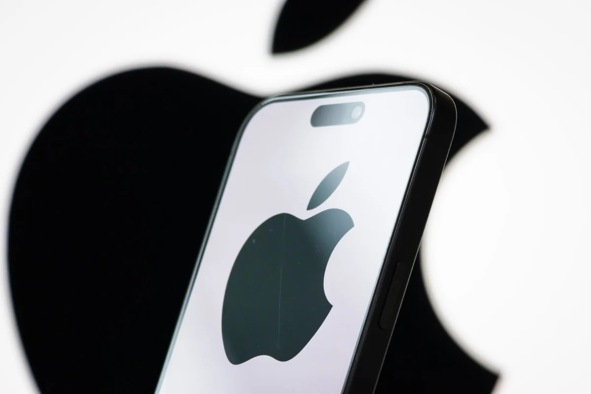 Digital Anonymity Under Threat: Researcher Uncovers Flaw in Apple’s Hide My Email Service