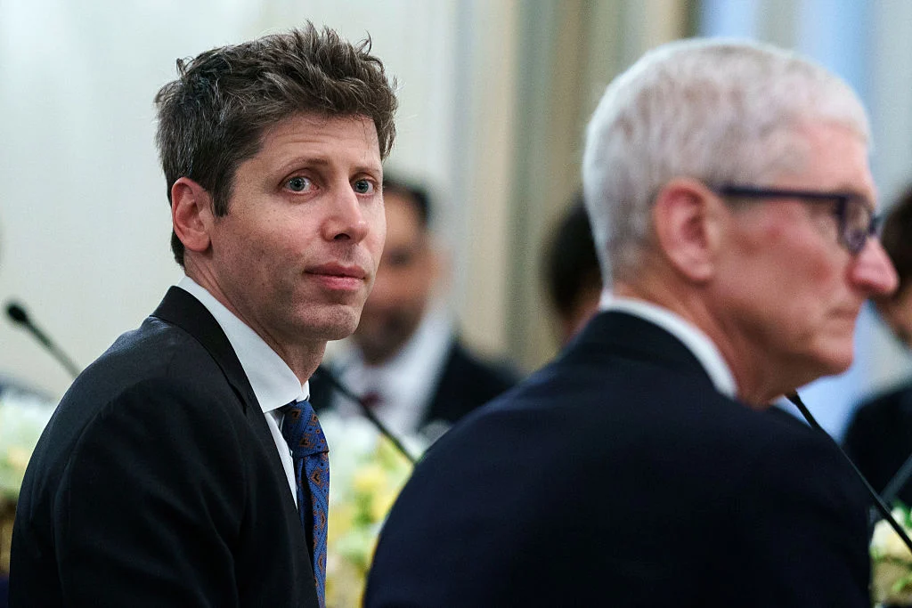 Silicon Valley Showdown: Apple Launches Legal Offensive Against OpenAI Over Alleged Intellectual Property Theft