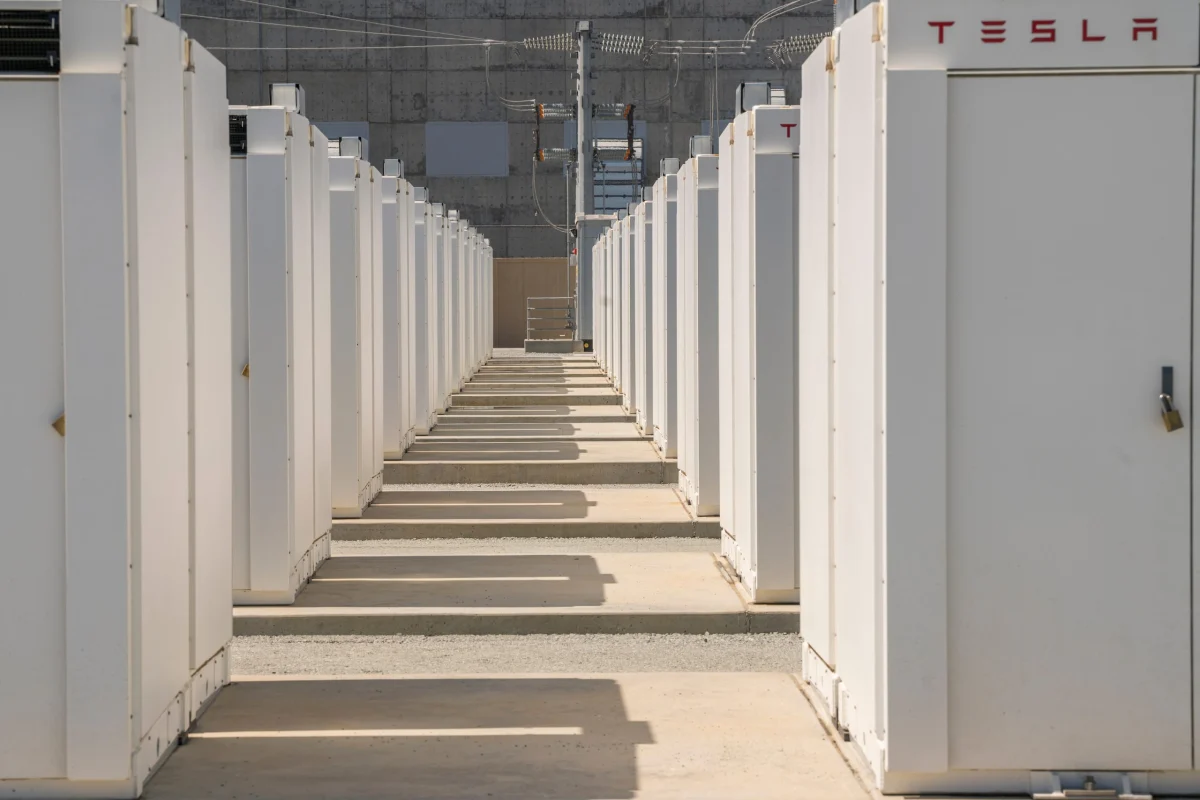 Fueling the Future: How Tesla Megapacks Are Powering Elon Musk’s Expanding Tech Ventures