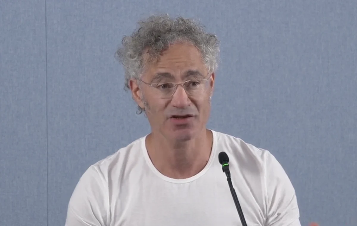 Palantir Chief’s Fiery Rhetoric on AI Dominance Coincides with Explosive Financial Performance